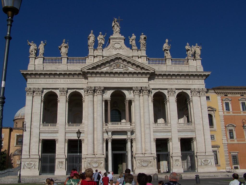 San Giovanni In Laterano Рим Екстериор снимка