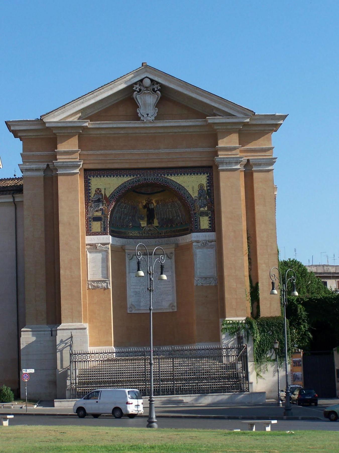 San Giovanni In Laterano Рим Екстериор снимка